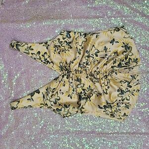 Cinq a sept Floral Sleeveless Women's Top, NWT!! So Pretty!